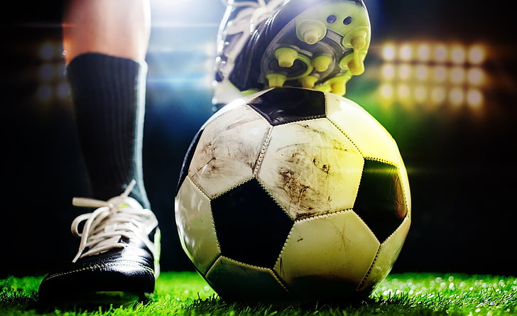 华体会hth集团：揭示真相：普及塑胶跑道材料的常见分类！